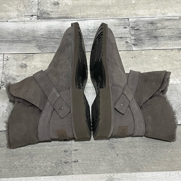 UGG Zariyah Boots Suede Shearling Ankle Booties - Charcoal Gray - Sz - 8.5 - Picture 6 of 10